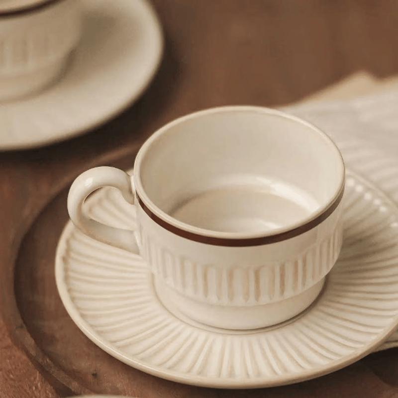 Qīwēi Retro Ceramic Latte Cup and Saucer Set