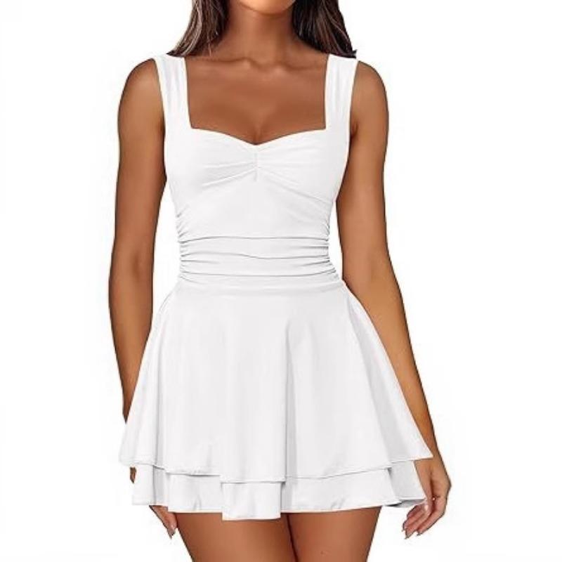 A Women's Square-neck Sleeveless Dress with Pleated Waist and Layered Hems