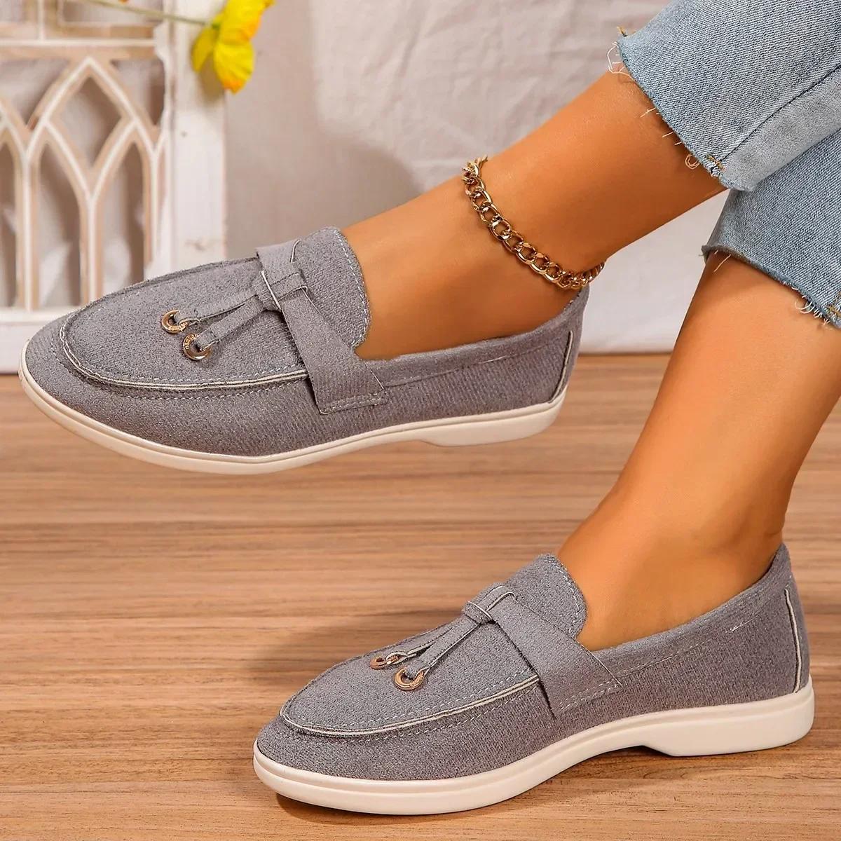 

Fashion Plus Size 43 Women Loafers Casual Shoes for Women Slip on Ladies Flats Brand Flat Shoes Leather Cashmere Single Shoes Women 40 сірий колір