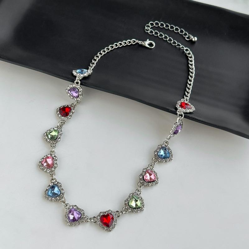 Personalized Simple Diamond Inlaid Heart Shape Clavicle Necklace For Women