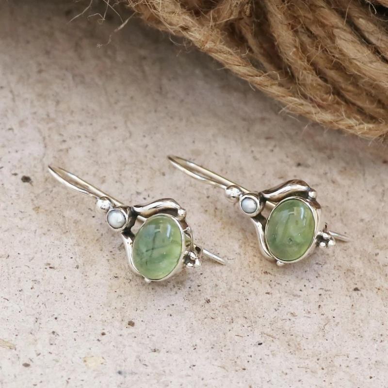 Bohemian Ladies Fashion Retro Ethnic Style Imitation Green Agate Fan-Metal Antique Copper Earrings Party Gift