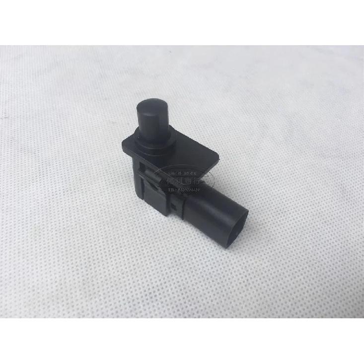 

1pc For BMW E87 the hood E46 E90 E60 E66 X1 X3 X5 Hood alarm switch sensor Normal quality