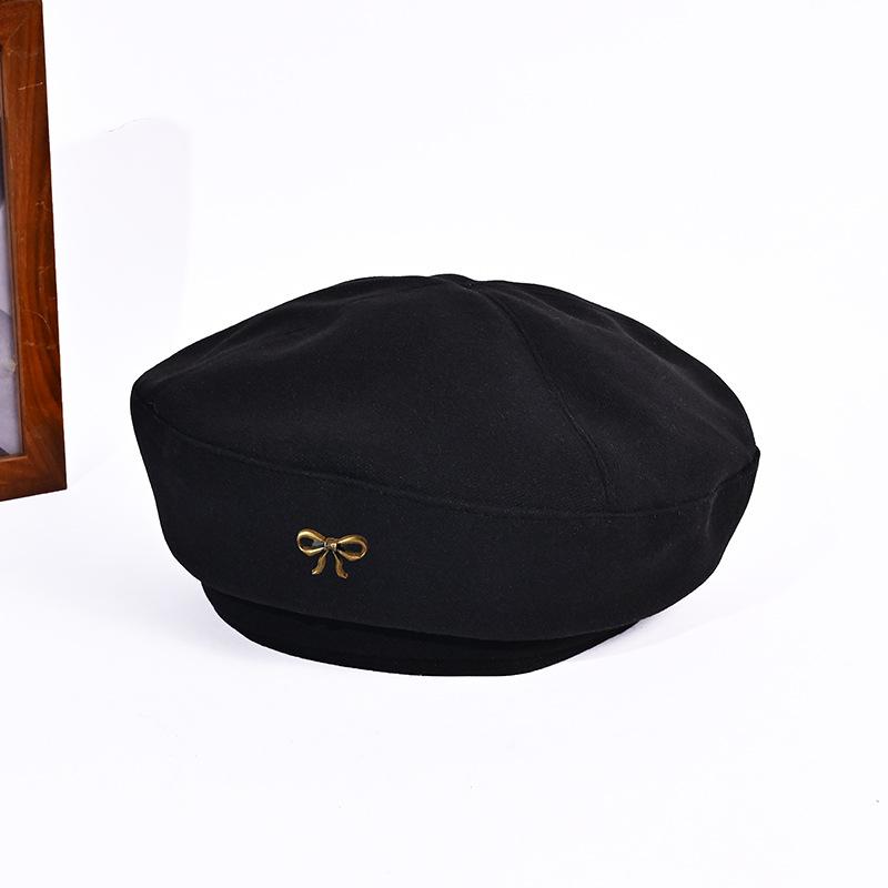 New Autumn and Winter Hat for Women Bow Metal Logo Beret Casual Versatile Painter Hat Japanese Retro Bud Hat