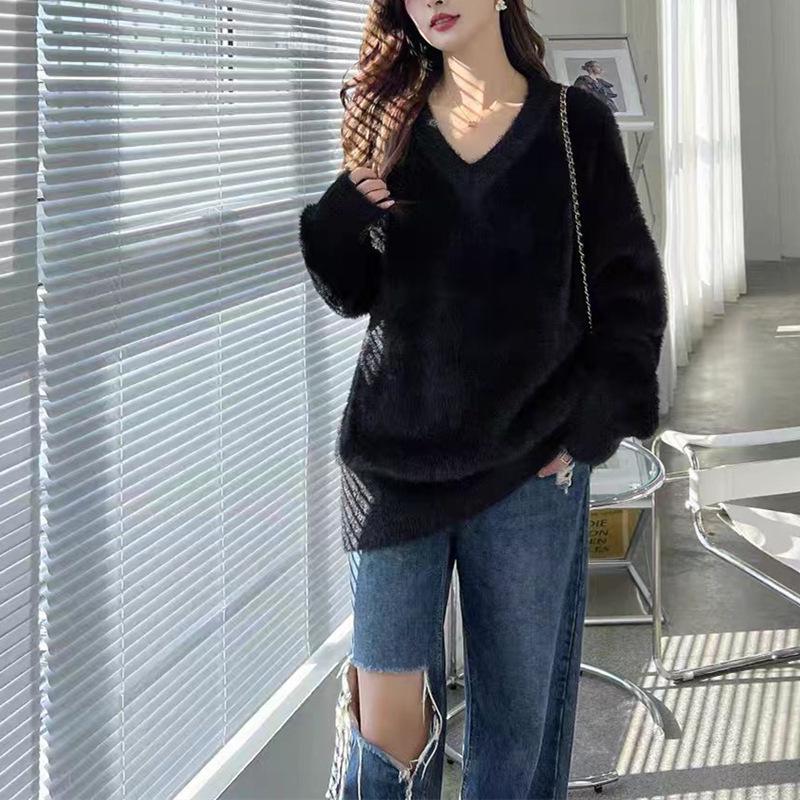 Women's High-End Korean Style V-Neck Pullover: Autumn/Winter Mink Velvet Knit Sweater