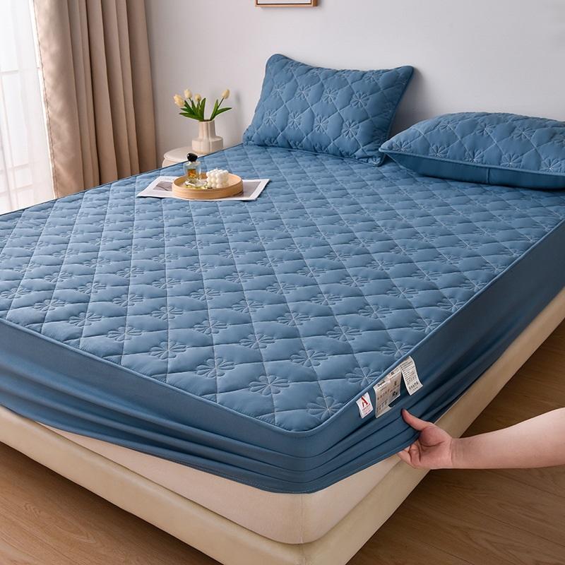 Protecție Premium Impermeabilă pentru Saltea - Cearceaf Gros de Vară cu Acoperire Completă Pentru Protecție Împotriva Prafului și Apărare Împotriva Urinei - Se Potrivește Saltelelor Standard