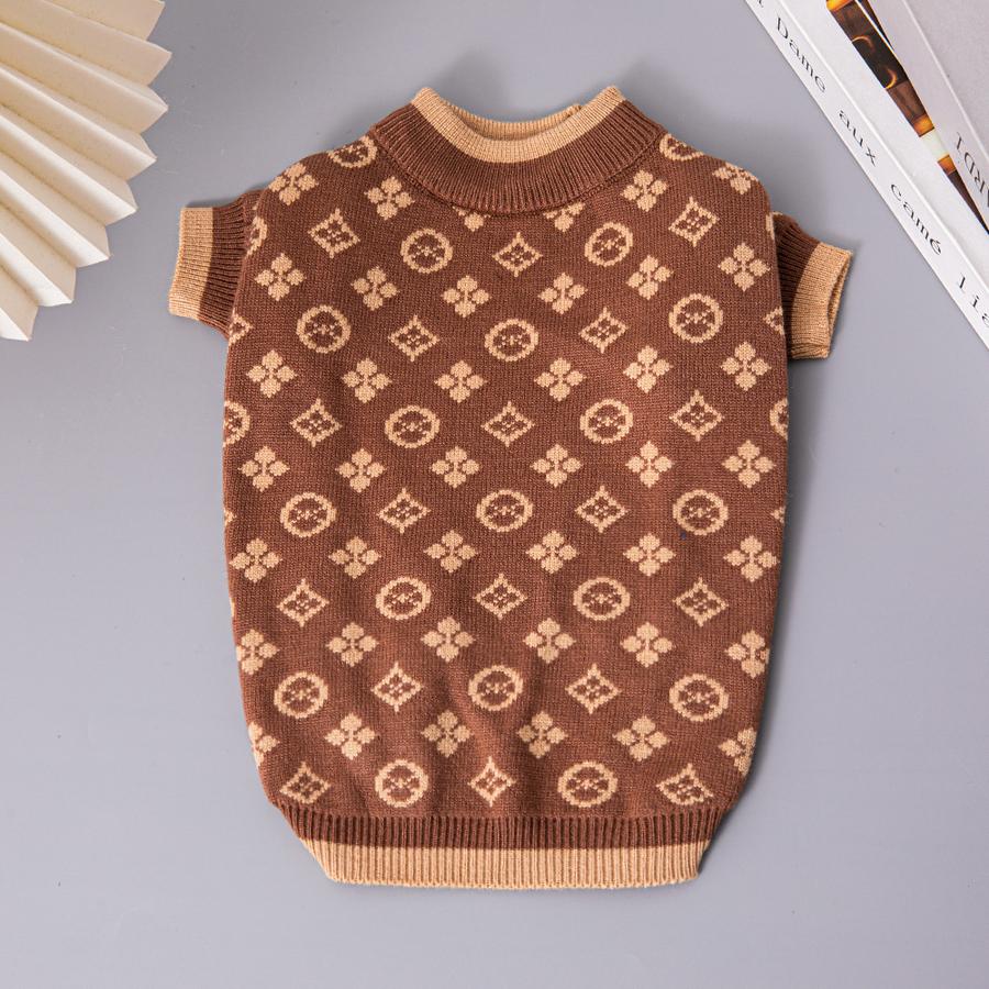 New Luxurious Pet Sweater Winter Fashion Trendy Brand Dog Clothes for Schnauzers and Small Dogs
