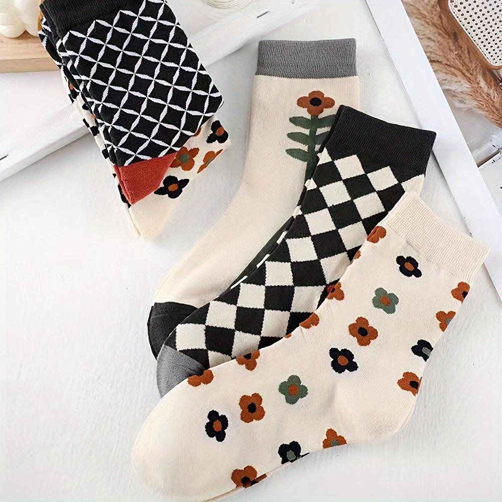 5 Pairs of Autumn And Winter Women'S Socks, Literary And Retro Style, All-Match Women'S Socks, Small Flower Socks
