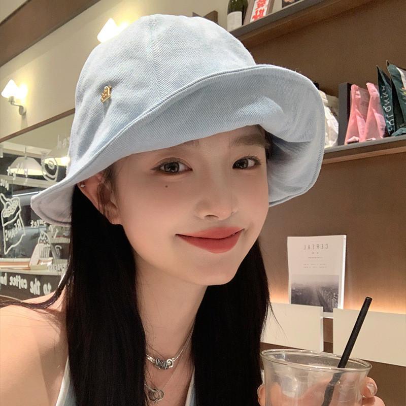 

2024 New Style Large Brim Denim Bucket Hat Breathable Uv Protection Sun Hat For All Genders Light Blue Denim