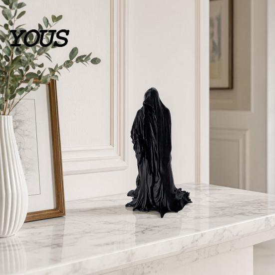 Exquisite Texture Statue 3D Printed Faceless Statue, Mysterious Hooded Figurine, Minimalist Art Sculpture for Desk Dark Style Bookshelf,