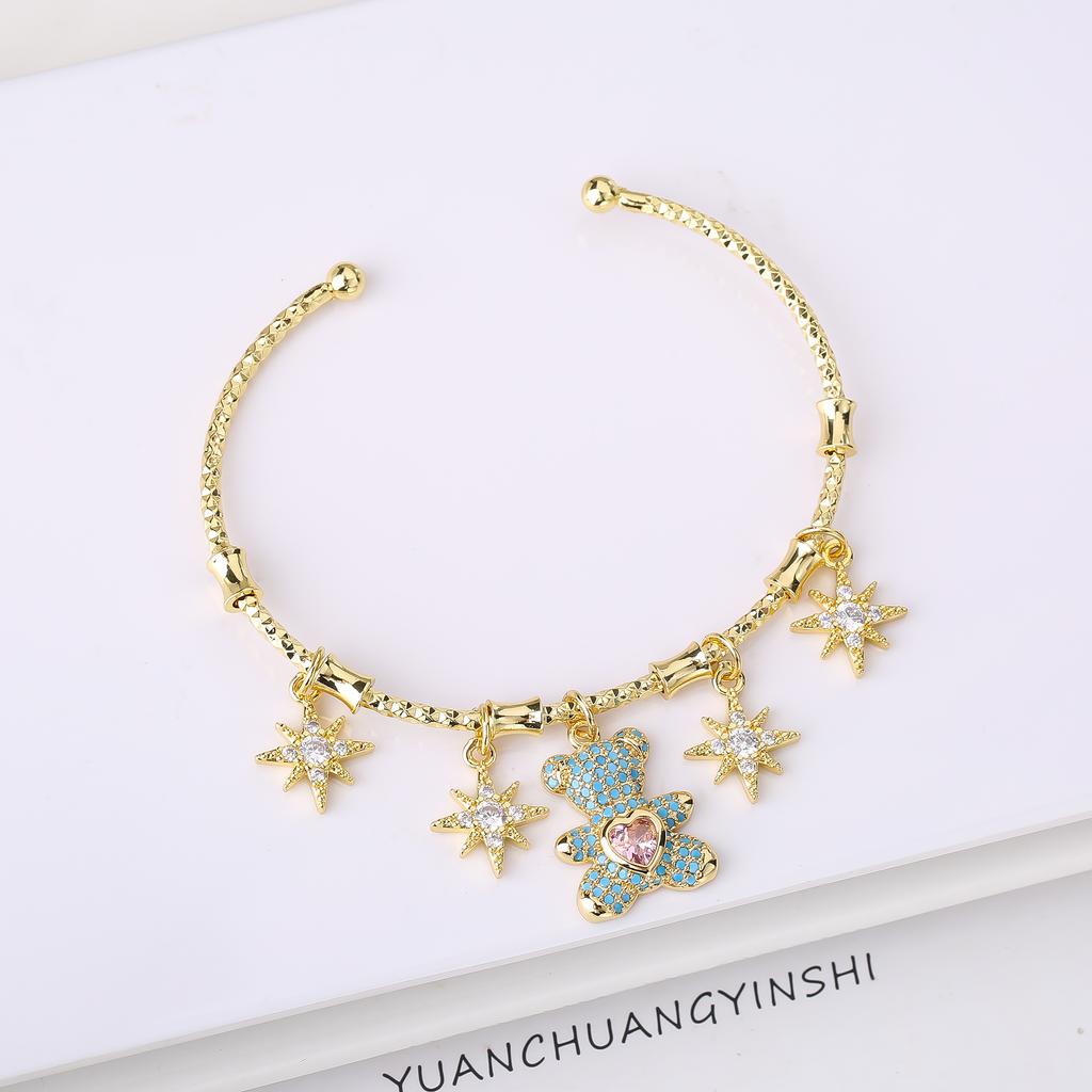 Heart-Shaped Crystal Bear Animal Candy Bracelet for Women Copper Gold Plated Hoops Zircon Bangles Dainty Jewelry Party Gifts