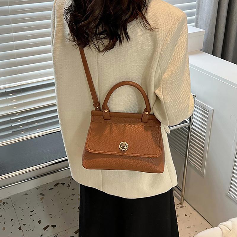 2024 Solid Color PU Trendy Personality Daily Commuting Small Bag Simple and Stylish Shoulder Bag Crossbody Bag Metal Buckle Women's Bag