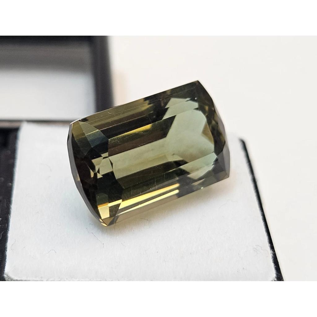 Natural Tourmaline Green Cushion Cut 14-15 Ct Stunning Certified Loose Gemstone