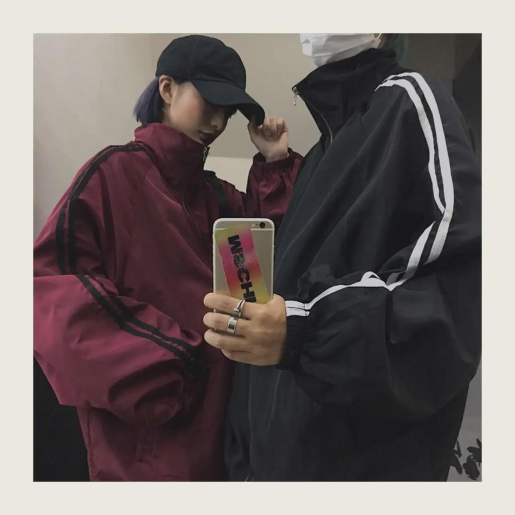 Women's 2024 Retro-Style Sun Protection Jacket: Casual, Loose-Fit, Long-Sleeved Top for Couples.