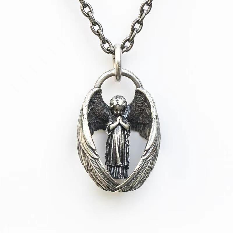Personalized Retro Angel Wing Necklace - Unisex Design for Men and Women
