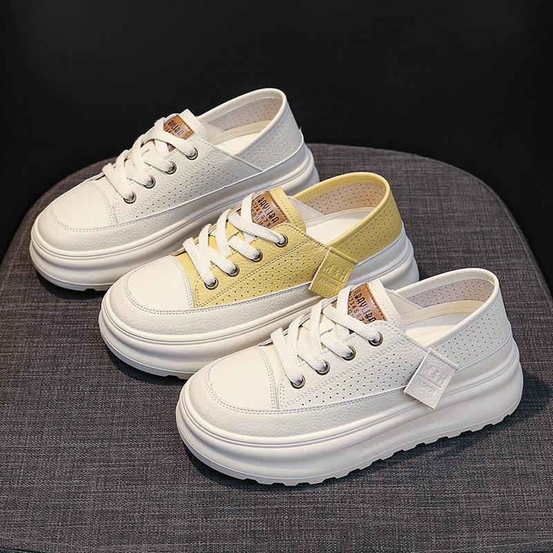 Sports and leisure new fashion retro style light and comfortable not tired feet soft sole versatile single shoes women