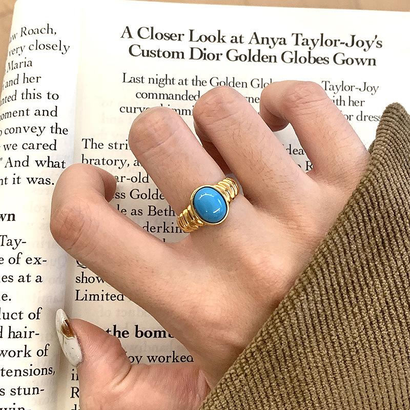 Classic Turquoise Rings for Women Fashion Stripe Design Glossy Charm Design Ellipse Blue Ring Party Fine Gift