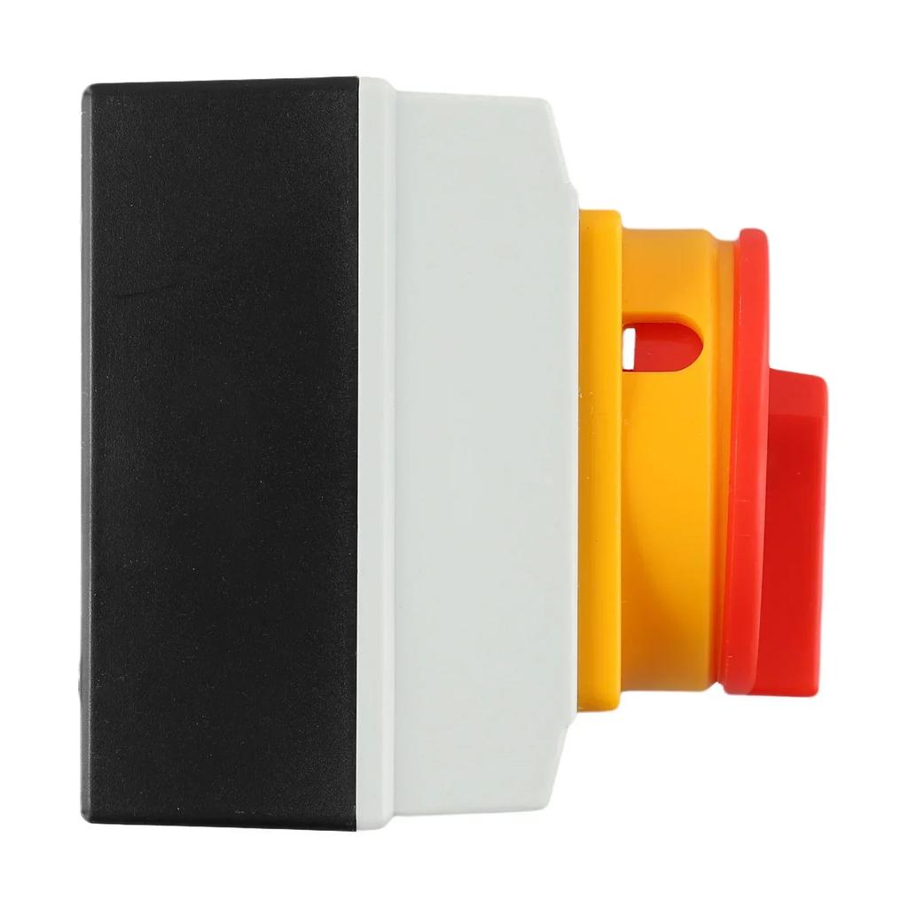 50Hz AC UKP Waterproof Isolating Switch 4pin,plug-in Type For Indoors Outdoor Main Switch Circuit Breaker Rotary Off Switch IP65