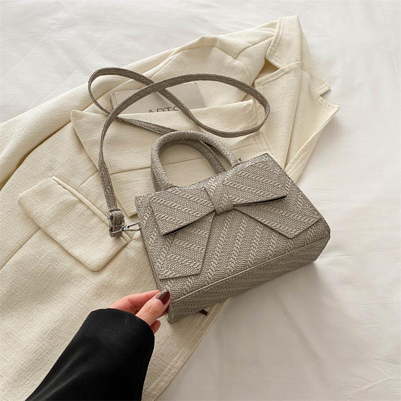 Retro Mode Temperament Handtasche 2025 neu vielseitig ins Schleife Temperament Umhängetasche kleine quadratische Tasche