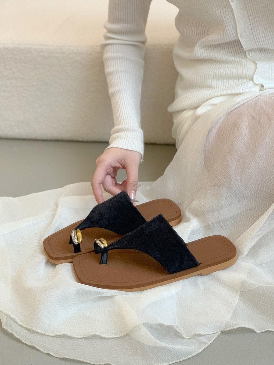 

Темпераментные крутые шлепанцы на плоской подошве, женская уличная обувь, лето 2025, новая французская мода, повседневные сандалии с закрытым носком для отпуска, пляжа 35