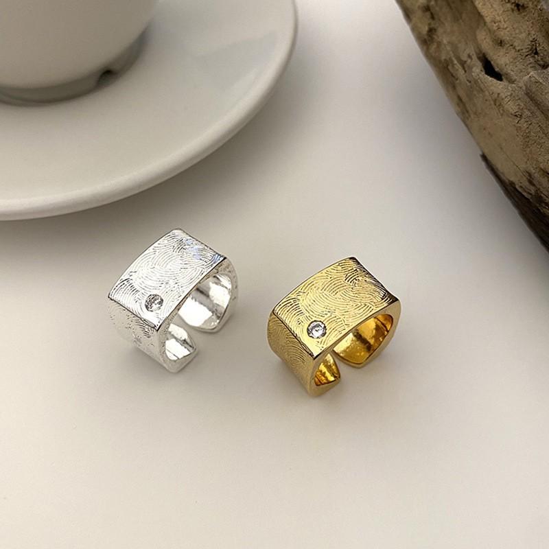 Adjustable Open Ring Men Women With Geometric Square Design Gold Plated Fingerprint Texture Finish Vintage Style Copper