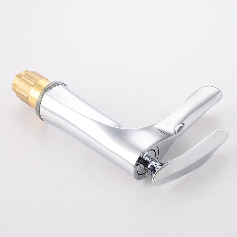 Bathroom Basin Faucet Hot and Cold Water Single Handle Brass Mixer Tap Black Water Sink Mixer Tap Chrome
