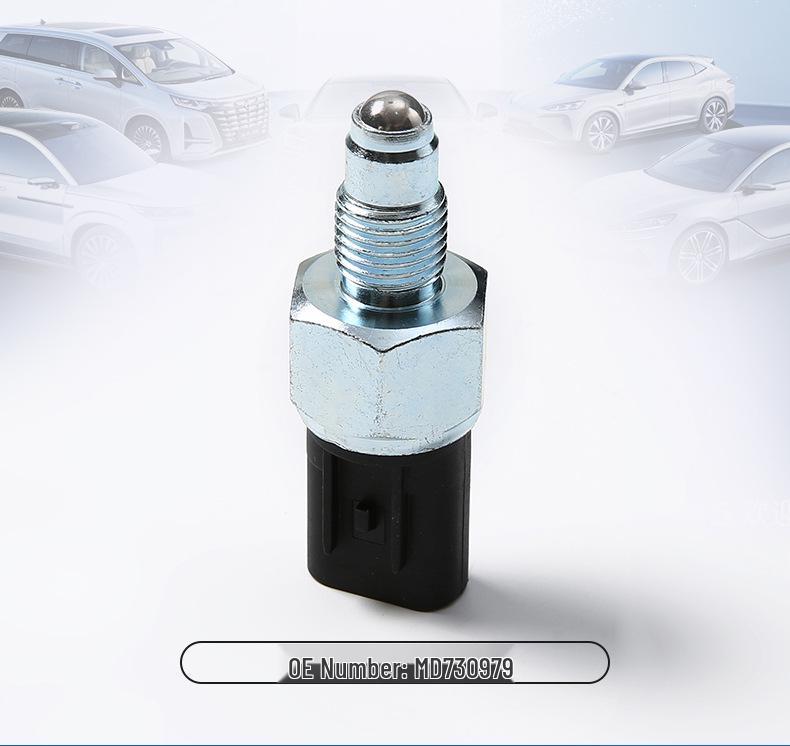 MD730979 Reversing Brake Light Switch for Mitsubishi/Hyundai