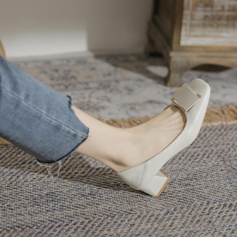 Square Buckle Fashion OL Office Shoes 2025 New Women's Concise Genuine Leather Shallow High Heels Shoes Square Toe Women Pumps