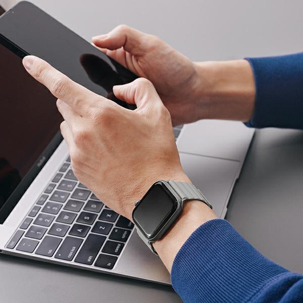 Uniq Revix Strap Apple Watch Series1/2/3/4/5/6/7/8/9/Se/Se2/Ultra/Ultra 2 42/44/45/49Mm. Reversible Magnetic Black-Blue