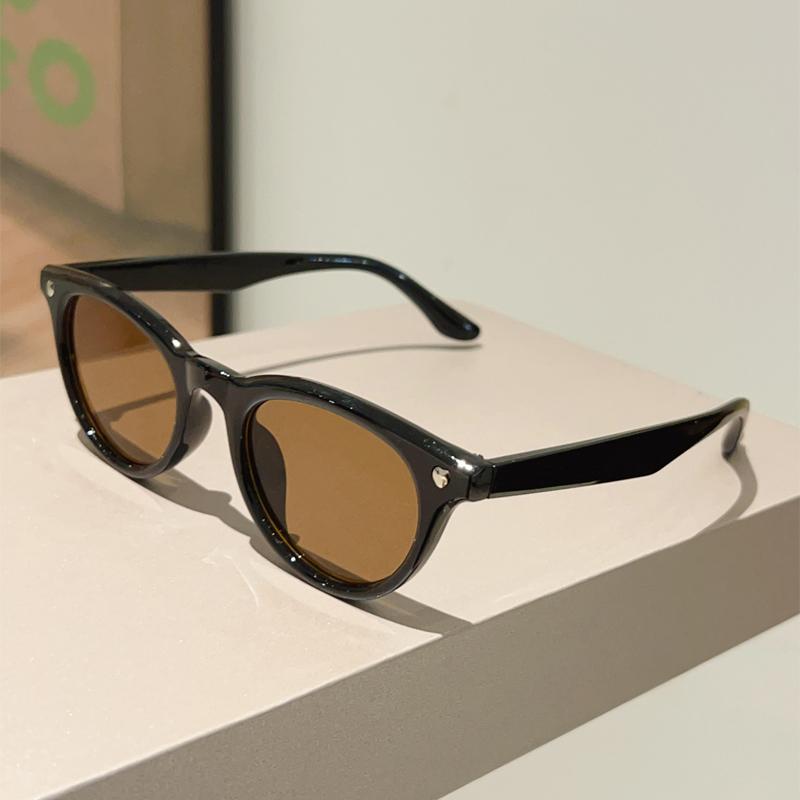 Cat Eye Sunglasses Women New in Korean Style Gradient Casual Shades Trendy Luxury Brand Design Outdoor Decor Sun Glasses