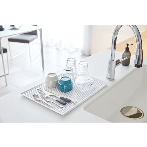 Yamazaki Wide Glass & Mug Stand, White, Approx. W42.5 x D30.7 x H1.5cm, Tower Drainer, Glass Stand, 3328