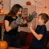 Halloween Werwolf Handschuhe mit Krallen, Pelzige Hände Kostüm für Hausparty