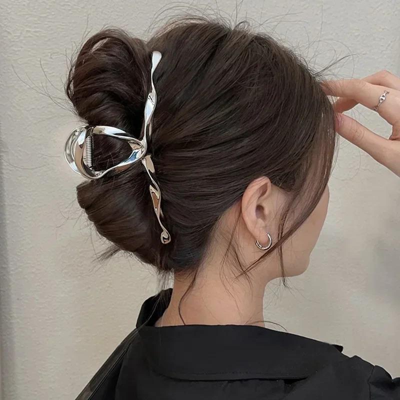New  Simple Cross Women Claw Clips Metal Gold Silver Large Medium Shark Crab Clamps Hairgrip for Thick Thin Hair Accessories