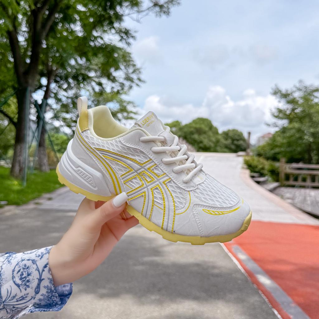 European Version Breathable Mesh Lightweight Dad Shoes Women's 2025 Summer New Casual Versatile Heightening Platform Sports Shoes Tide