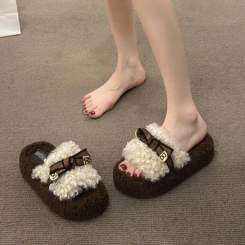 Fashion Short Plush Cotton Mop 2025 Autumn New Versatile Casual Fluffy Slippers Women's Outer Wear Muffin Thick Bottom One-word Mop