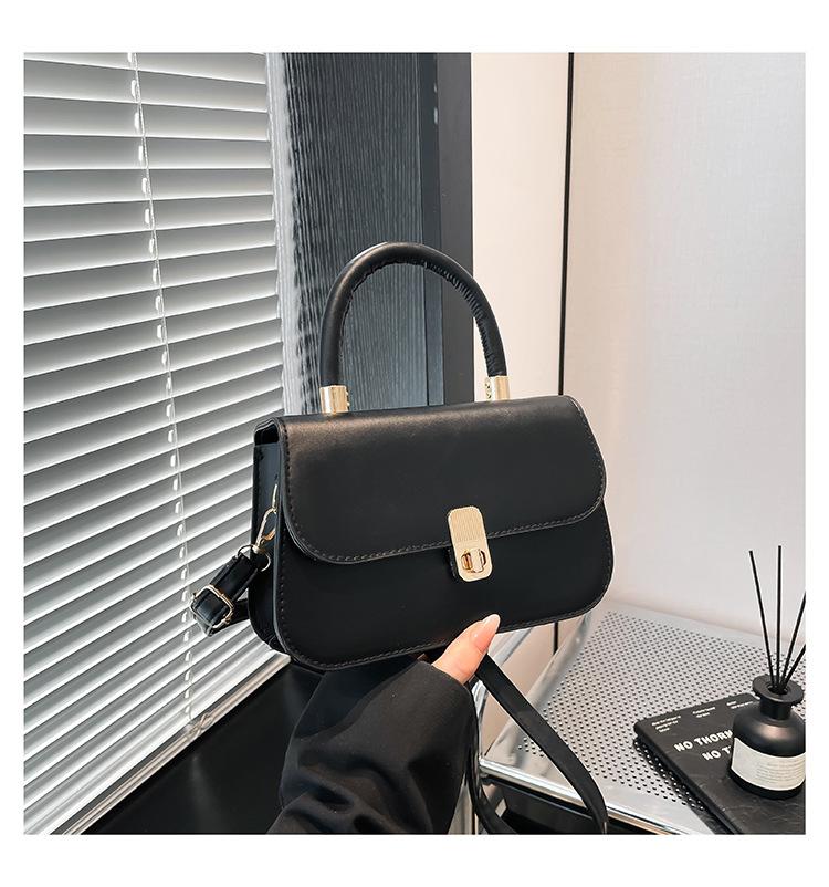 Small bag 2025 new spring and summer versatile small square bag fashion women's bag foreign texture shoulder messenger bag