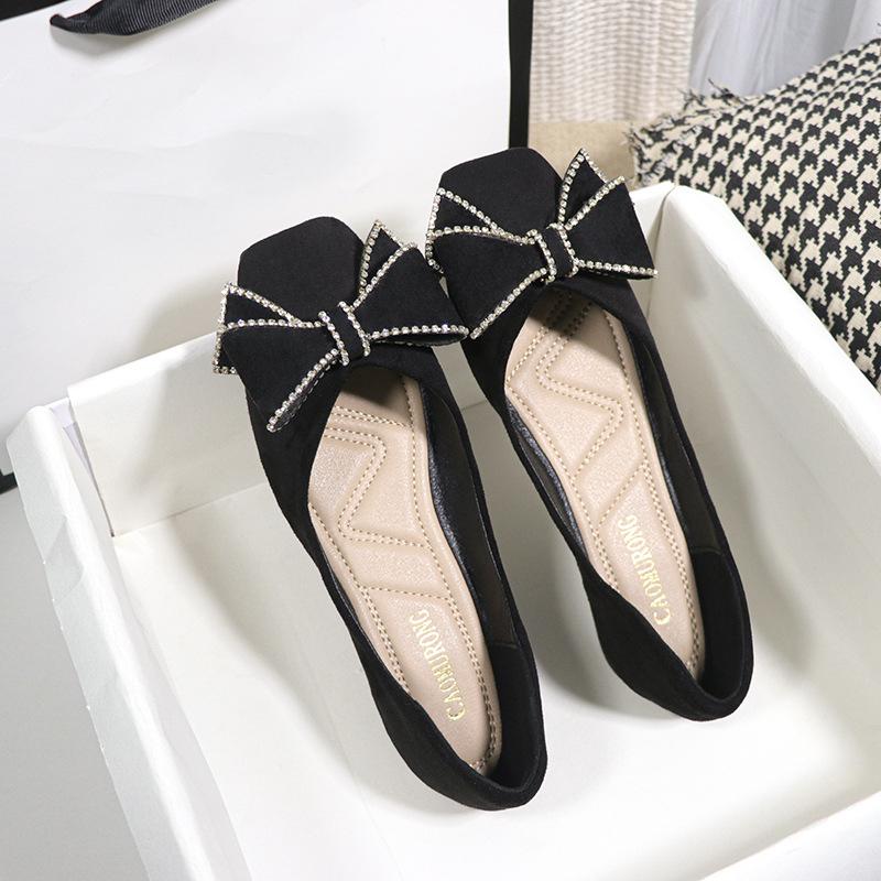 

Модные элегантные женские балетки с бантом, замшевые, удобные мокасины, женские лоферы слипоны с бантом и хрустальной подвеской, большие размеры 43 44 34 чёрный