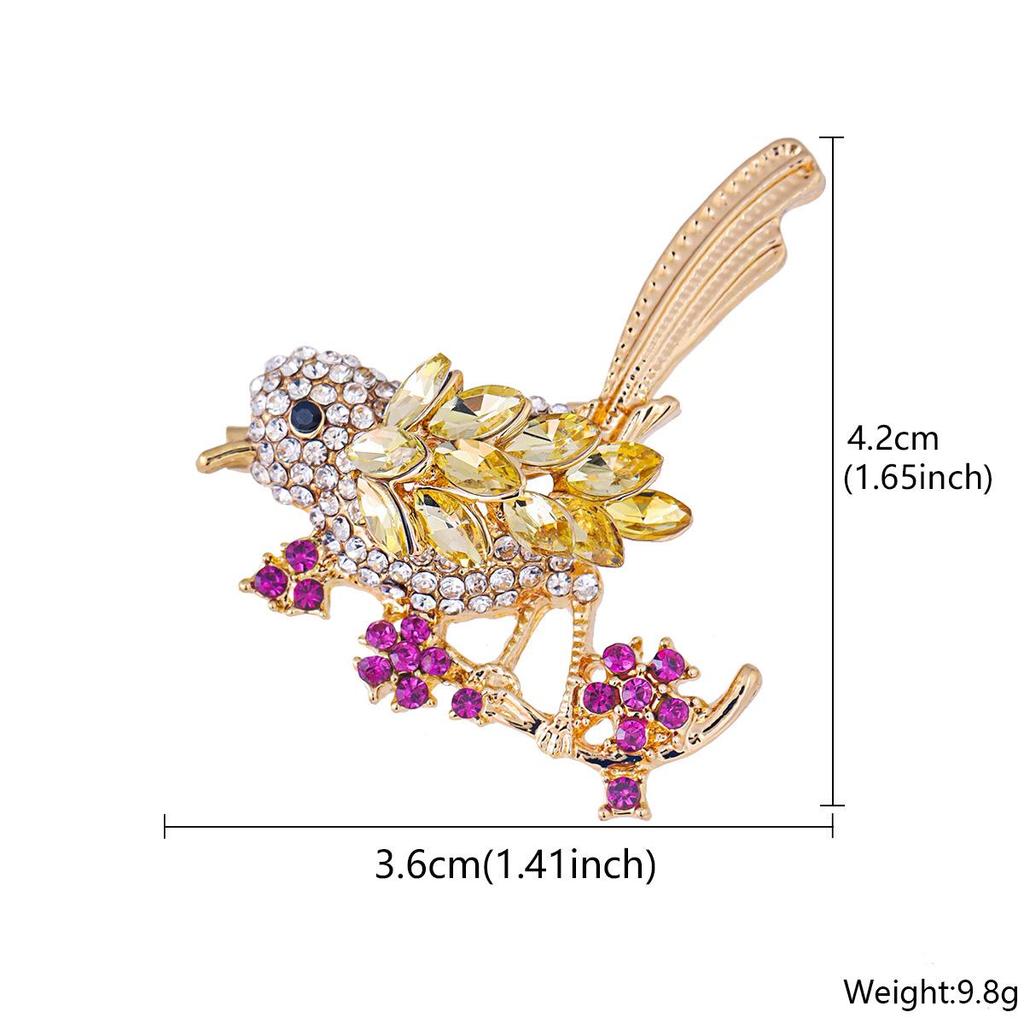 Hummingbird Crystal Rhinestone Brooch: Elegant Alloy Pin for Clothing Accessories