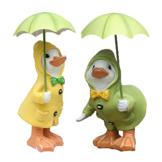 Hand-crafted Duck Statue Artistic Resin Adding Vitality Raincoat Duck Figurine Garden Supplies