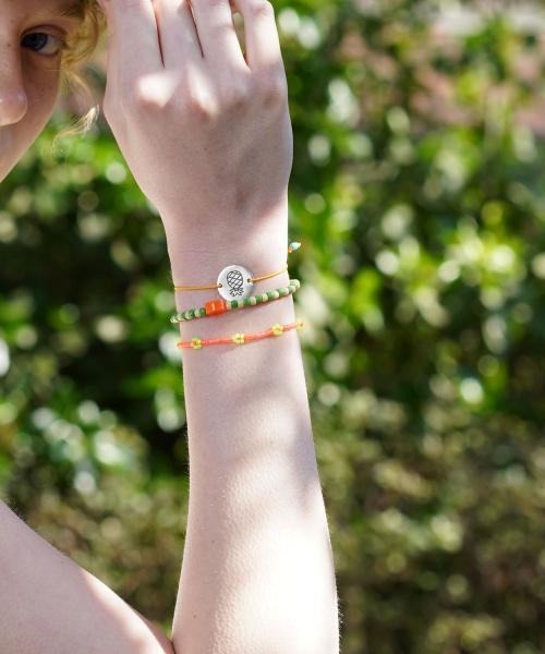 Bonbeau Flower Crush Neon Color Beads Bracelet Smile Charm Neon Color Flower Bead Bracelet