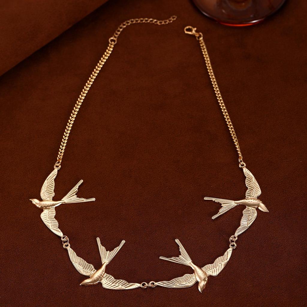 Simple Elegant Temperament Swallow Flock Flying Birds Necklace Pendant Clavicle Chain