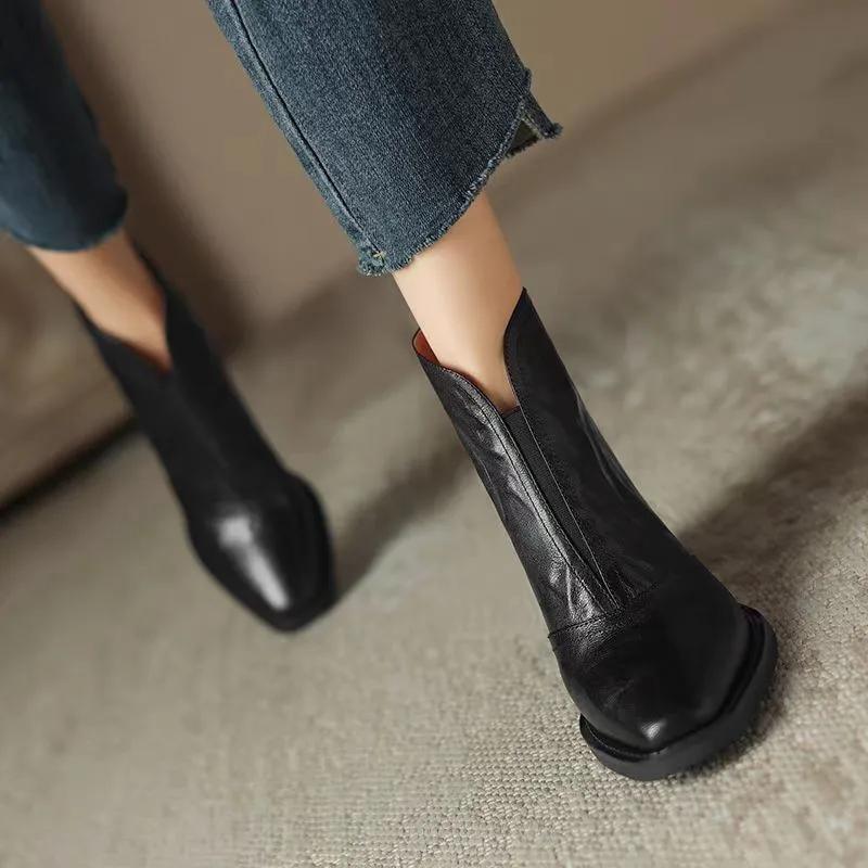 Fashion New Style Luxury Leather Women's Ankle Boots Plush Warm Zipper Close Modern Boots High Heels Shoes Woman's Boots