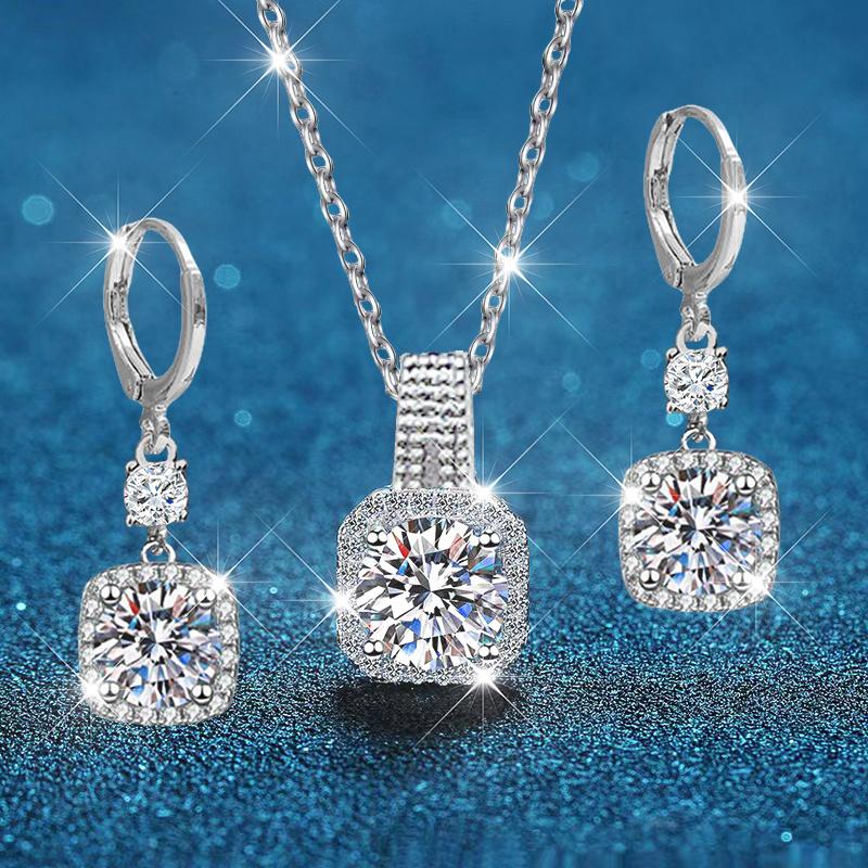 3New creative square set of earrings and necklace, simple, unique, elegant, fashionable, luxurious, multifunctional, exquisite, suitable as a party