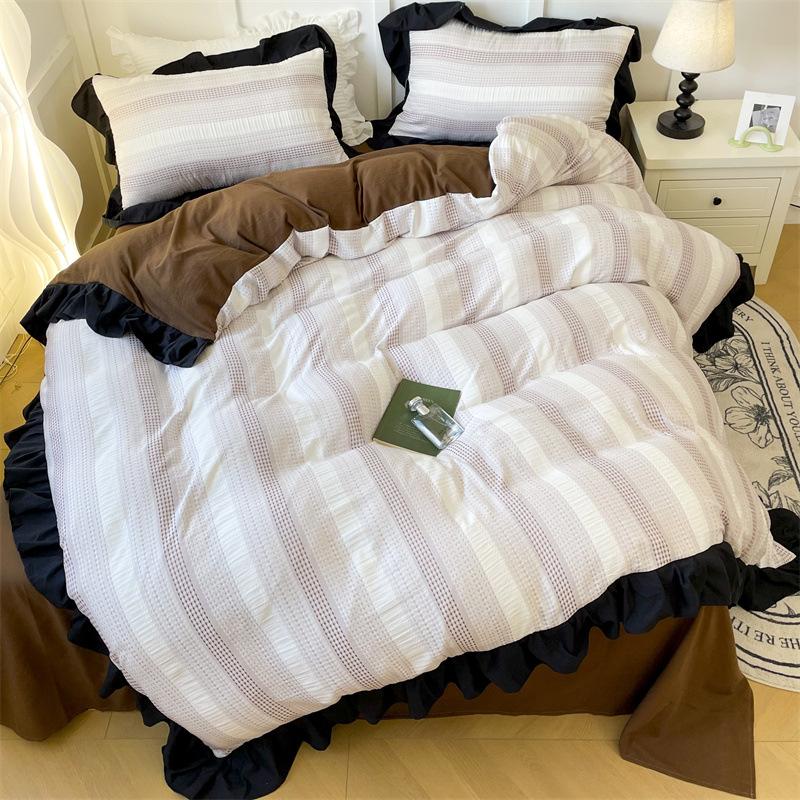 Washed Cotton Four-piece Set, Soft and Skin-friendly, Advanced Sense, Gradual Change of Color Ruffle Leaf Edge Quilt Cover