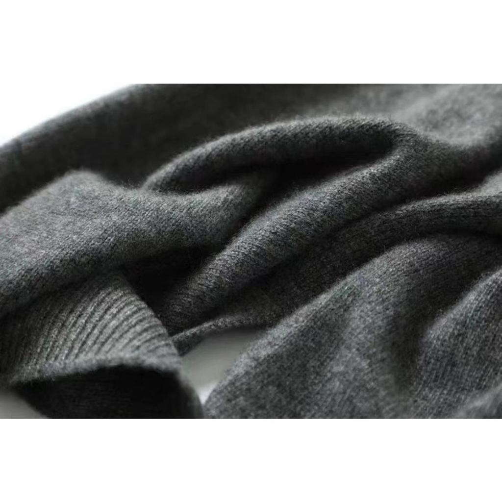 Ladies' Elegant Shawl Scarf - Soft and Warm for All Seasons, Versatile Neck Wrap Suitable for Sweaters, Shirts, and Casual Dresses