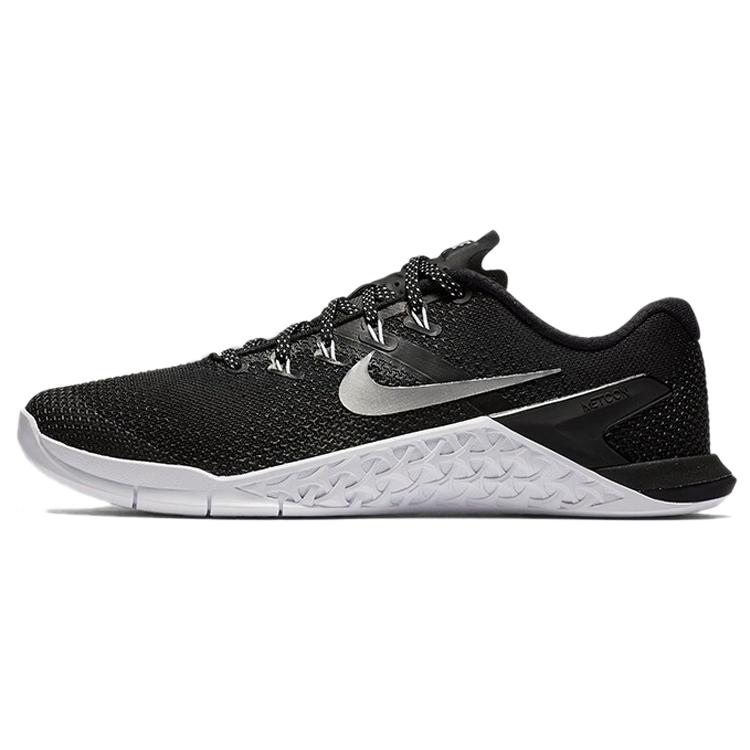 

новые женские Nike Metcon 4 Черный Металлик Серебристый 36