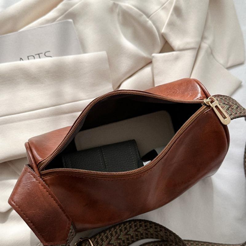 Vintage Shoulder Bag For Women Fashion Wide Strap Crossbody Bag Retro Pillow Messenger Handbag Ladies Tote