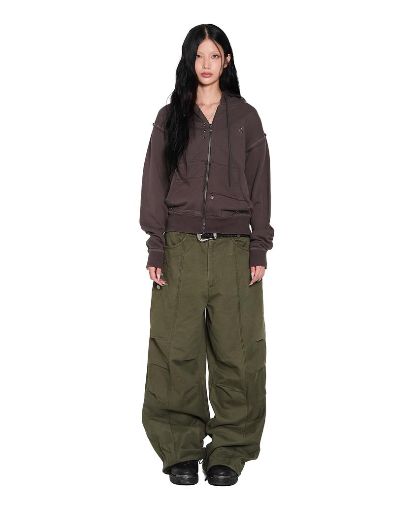 AAKAM Knee Pin-Tuck Side Button Pants (Khaki)