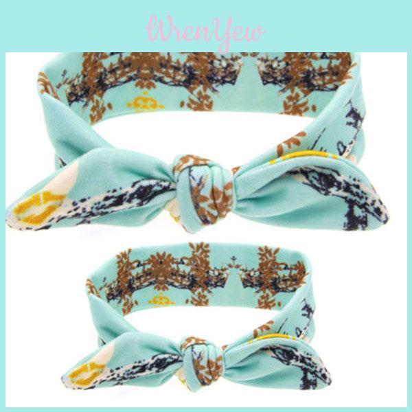 Trendiges geometrisches Familien-Stirnband-Set mit Polka Dots und Haustier-Bandana