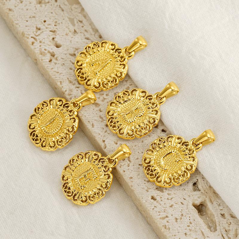 New embossed 26 English pendant necklace round trend versatile women's collarbone neck chain is out of stock.