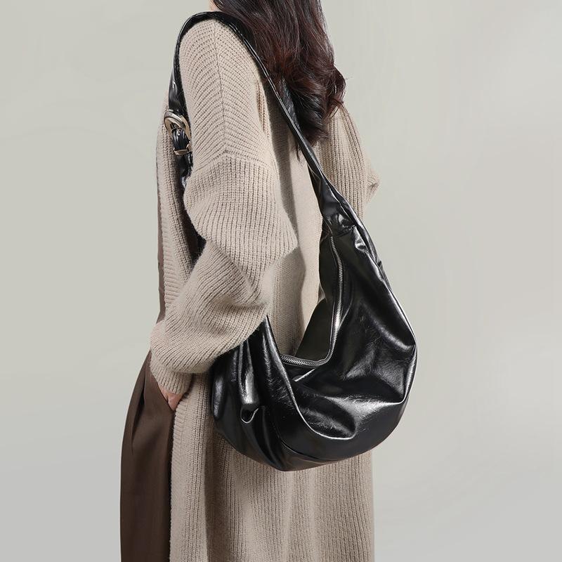 Bag Women'S Crossbody Women'S Bag Large Capacity Dumpling Bag Versatile Shoulder Underarm Bag Luggage